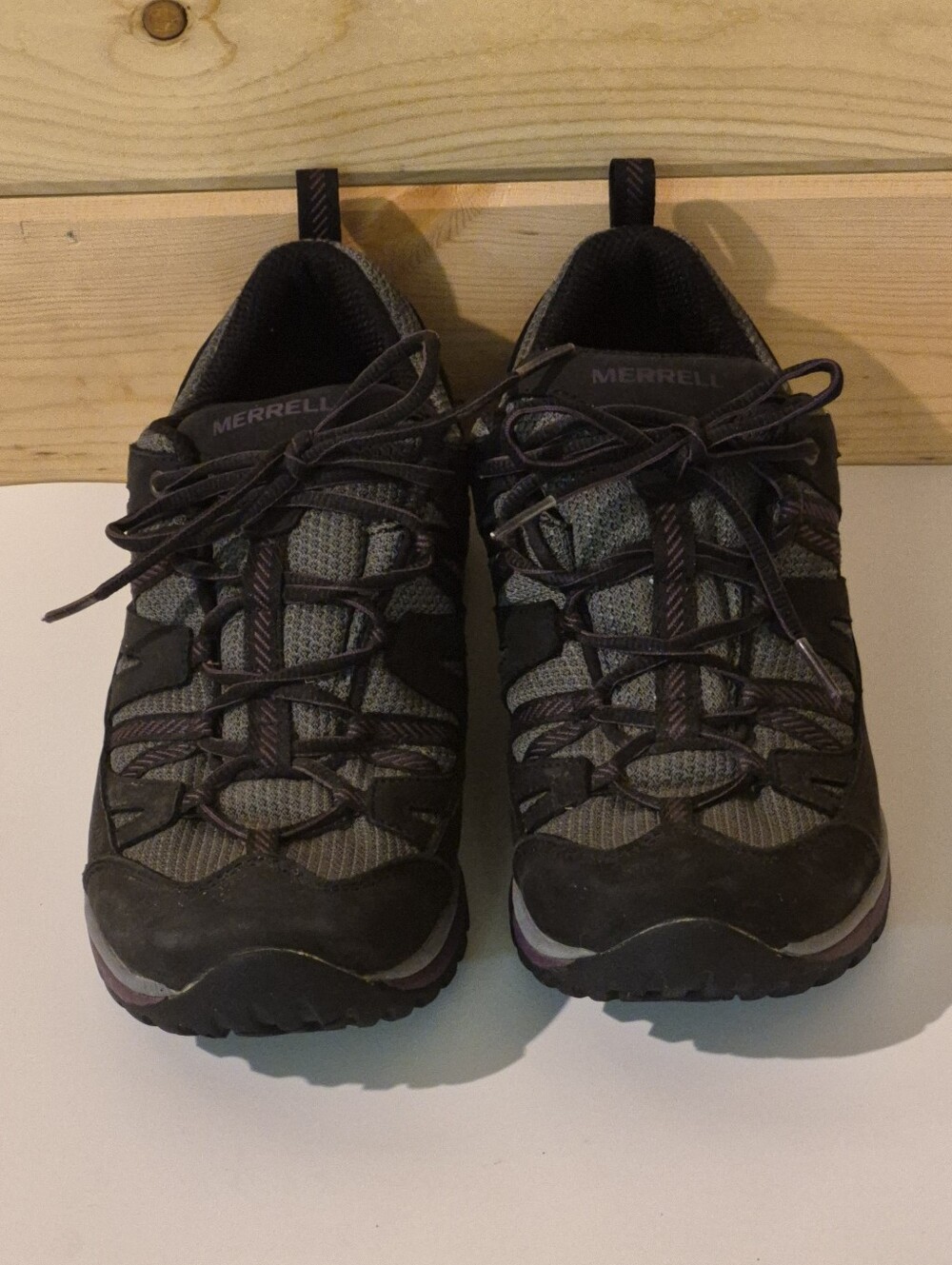 Merrill Women’s Gray, Black, Purple Shoe Size 9.5